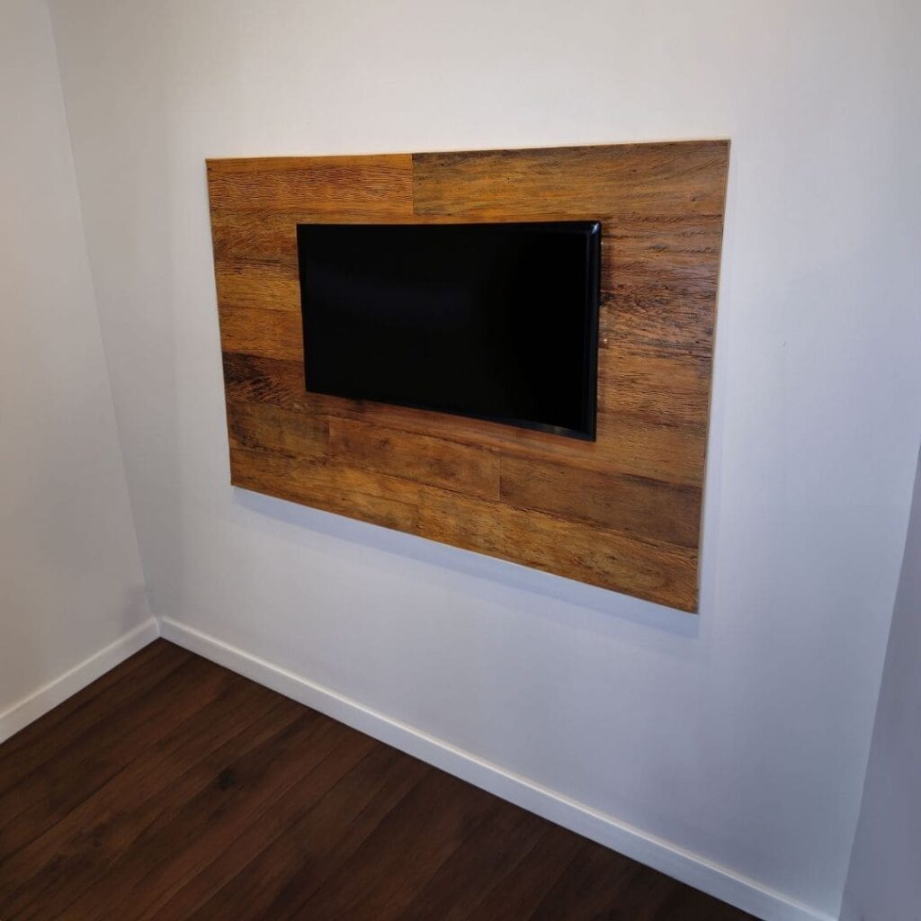 Painel Rústico Horizontal Em Peroba Rosa Natural 1,90m